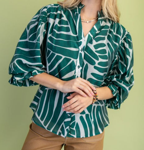 Abstract Print Button Down Top