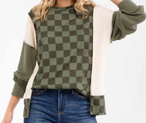 Checkered Print Long Sleeve Pullover Top