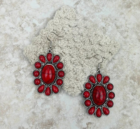 Silver Oval Concho Dangle Earrings With Red Stone