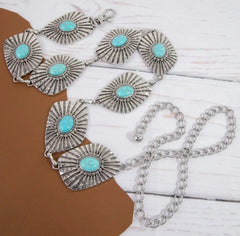 Stone Detail Concho Chain Link Belt