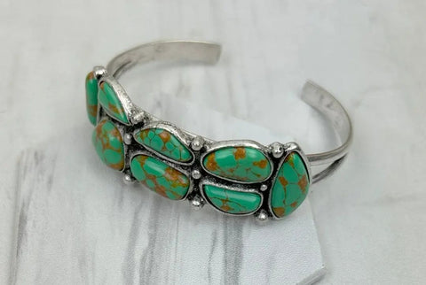 Silver Metal With Green Stone Bangle
