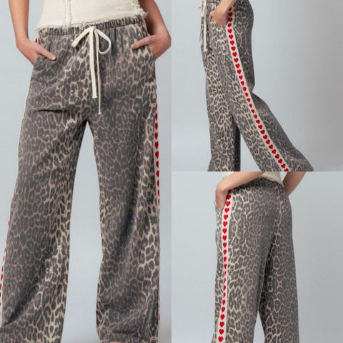 Leopard Print Heart Side Stripe Sweatpants